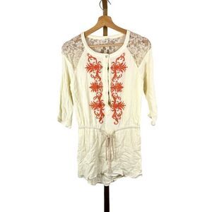 Miss Me Off--White Lacy Embroidered Tunic Length Peasant Top Boho Sz Small EUC